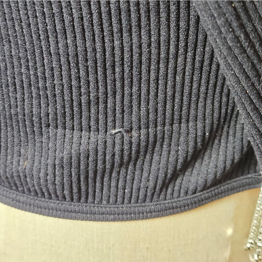 Sincerely Jules Black Rhinestone Crop Top NWT - Picture 8 of 8